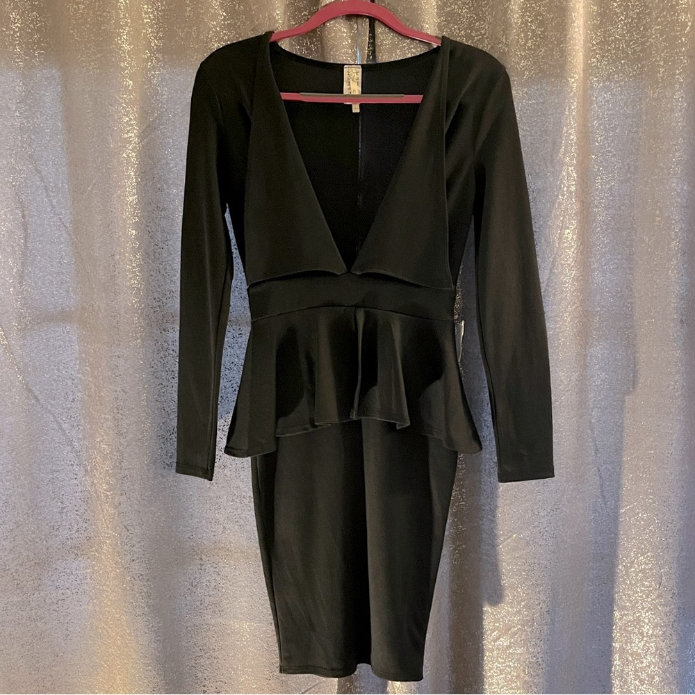-Black Peplum MIDI Dress